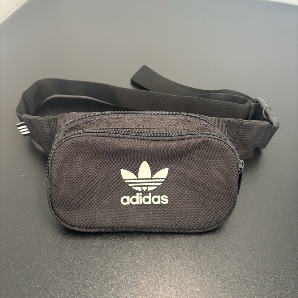 Adidas‎ Original Fanny Pack Sport 3 Stripes Black White Adjustable Zipper Bag